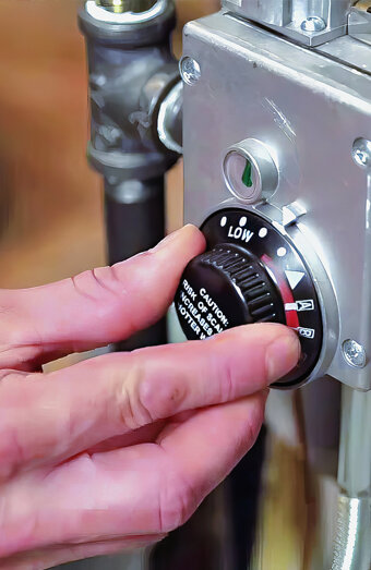 https://ascothotwater.com.au/uploads/2025/06/hot-water-installs-57724.jpg